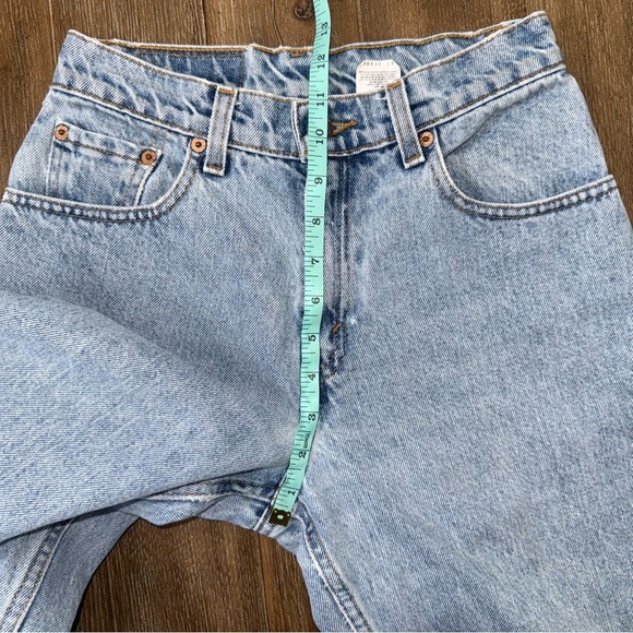 VINTAGE Levi 550 Women’s Relaxed Tapered Cut - Picture 8 of 15